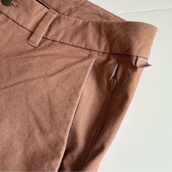 Lululemon commission slim chino pant in earth clay, size 32 - Picture 8 of 11